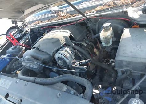 2008 Chevrolet Suburban 1500 Lt z USA, uszkodzony, nr VIN 3GNFC160X8G108137